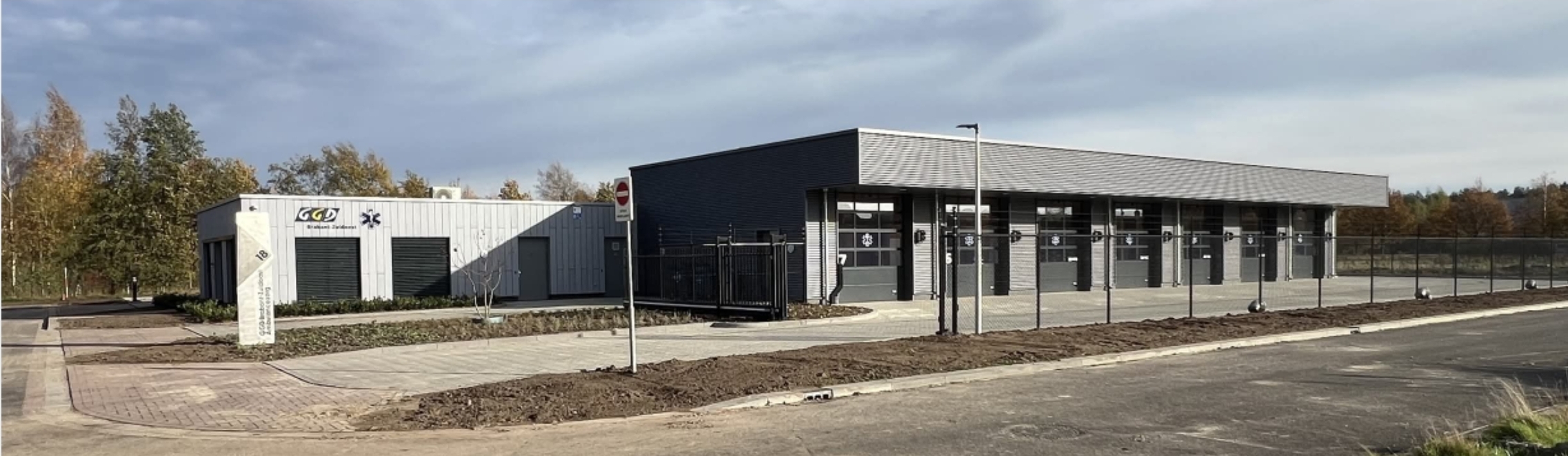 🚑 𝗔𝗺𝗯𝘂𝗹𝗮𝗻𝗰𝗲𝗽𝗼𝘀𝘁 𝗚𝗚𝗗 𝗼𝗽 𝗞𝗲𝗺𝗽𝗶𝘀𝗰𝗵 𝗕𝗲𝗱𝗿𝗶𝗷𝘃𝗲𝗻𝗽𝗮𝗿𝗸 𝗼𝗳𝗳𝗶𝗰𝗶𝗲𝗲𝗹 𝗶𝗻 𝗴𝗲𝗯𝗿𝘂𝗶𝗸 🚑