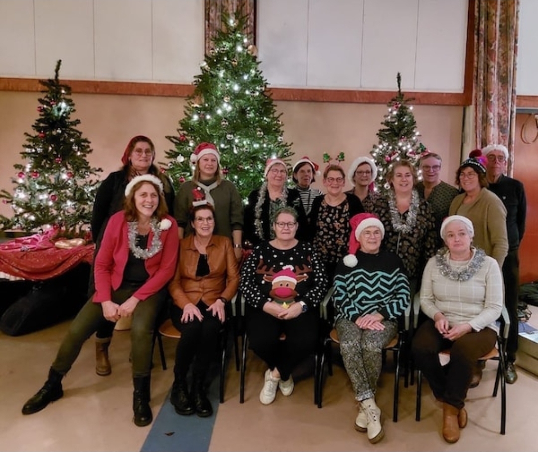 Zanggroep Medium geeft kerstviering in Hapert