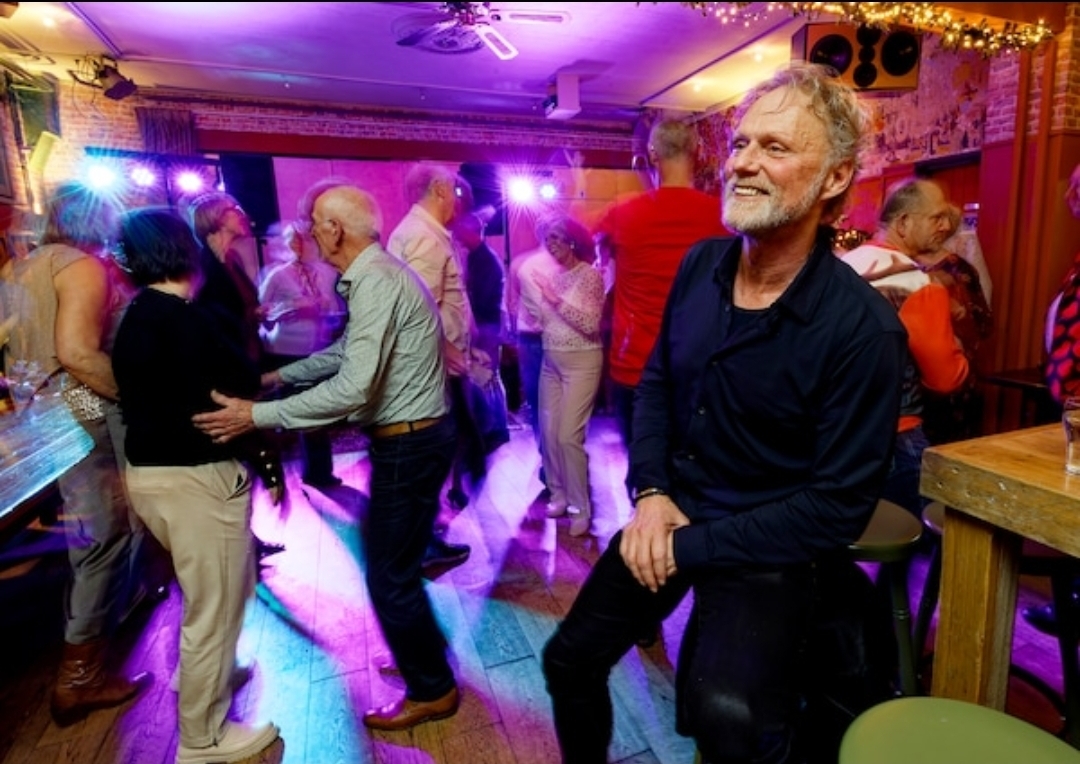 Goud van Oud-middag in Hapert trekt nostalgische muziekliefhebbers