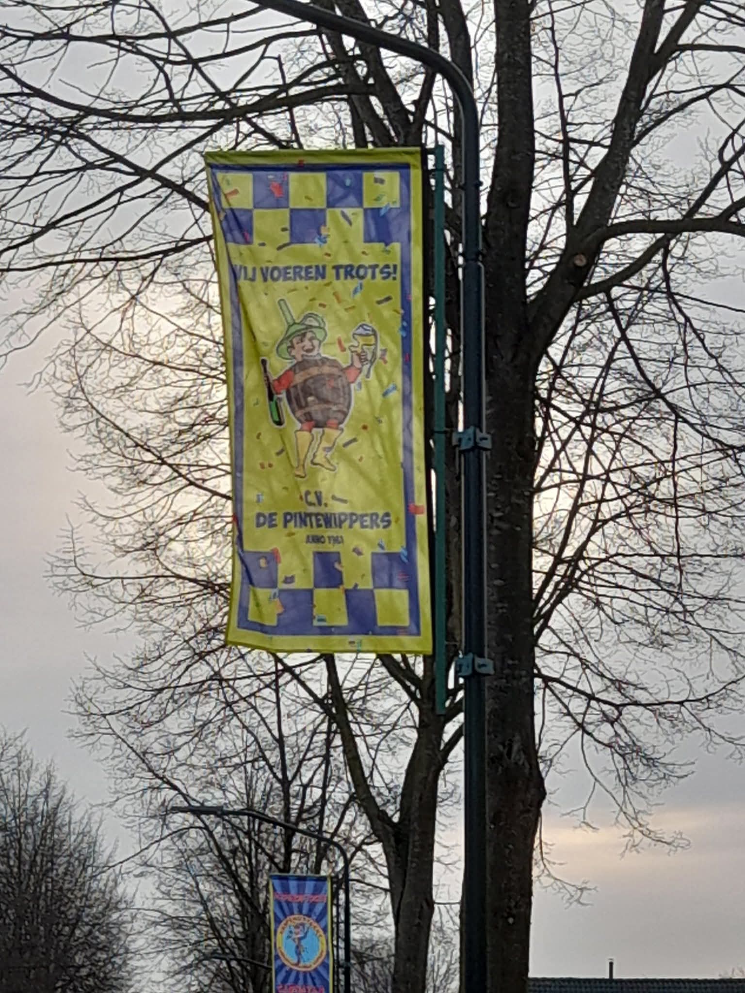 🔵🟡 De vlag mag uit!! 🟡🔵