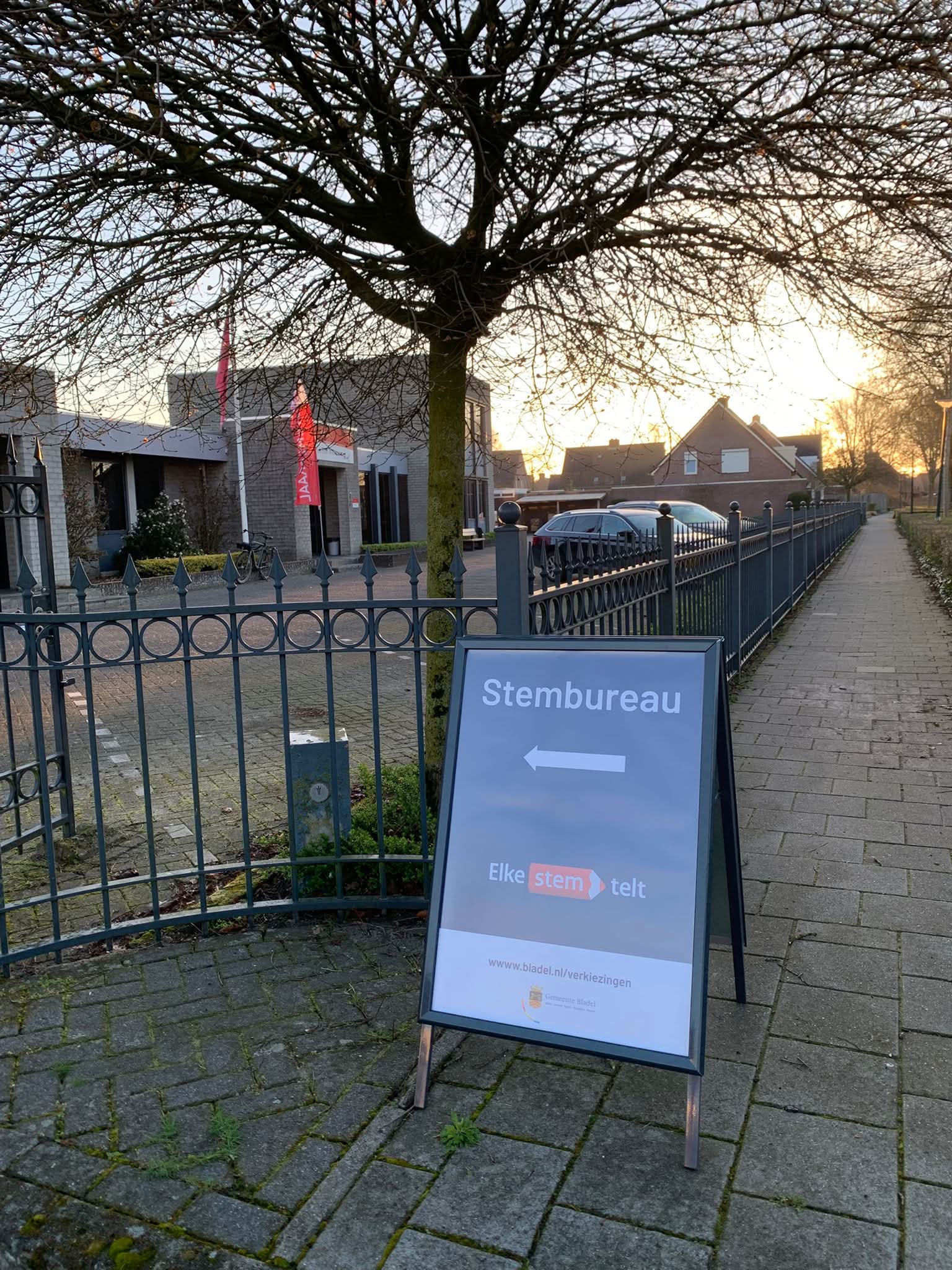 𝗦𝘁𝗲𝗺𝗯𝘂𝗿𝗲𝗮𝘂𝘀 𝘇𝗶𝗷𝗻 𝘃𝗮𝗻𝗱𝗮𝗮𝗴 𝗼𝗽𝗲𝗻 𝘁𝗼𝘁 𝟮𝟭:𝟬𝟬 𝘂𝘂𝗿 ✏️🔴