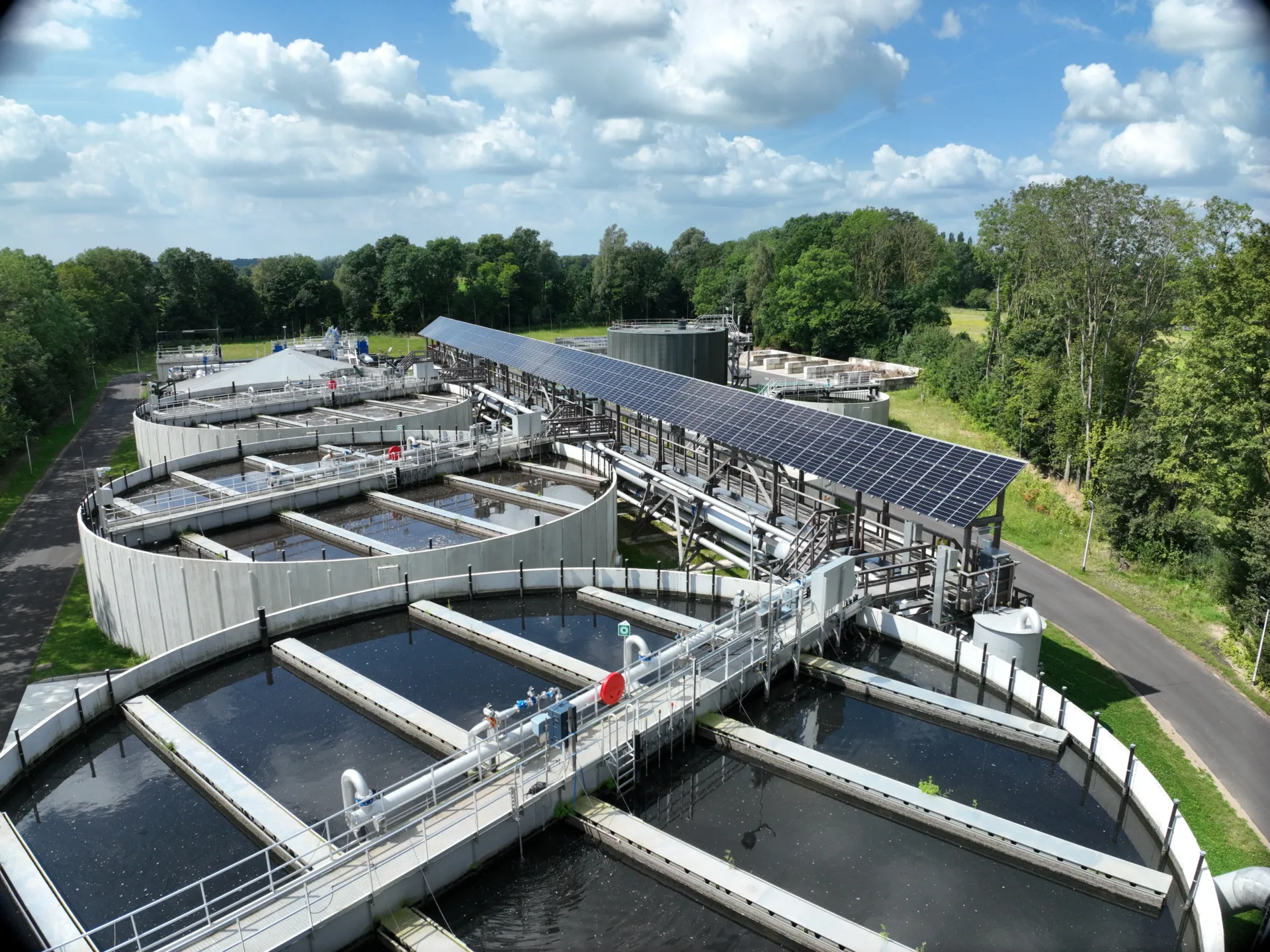 Rioolwater vervuild met PFAS, maar lozende bedrijven komen er voorlopig mee weg
